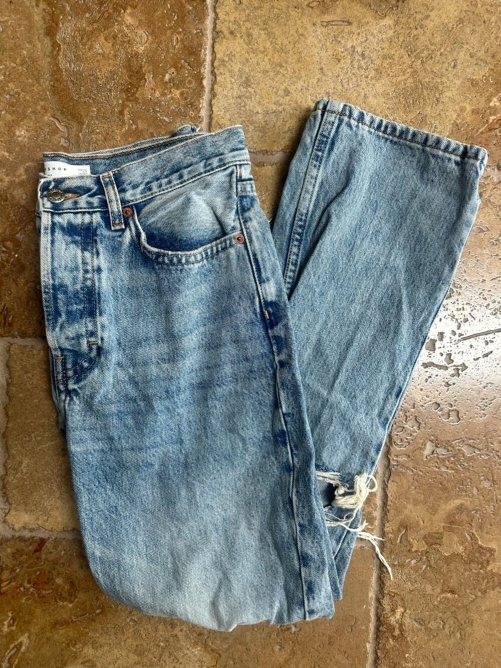 EUC Topshop Dad Jeans - Size 28